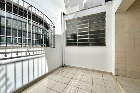 Casa à venda com 210m², 4 quartos e 2 vagasQuintal