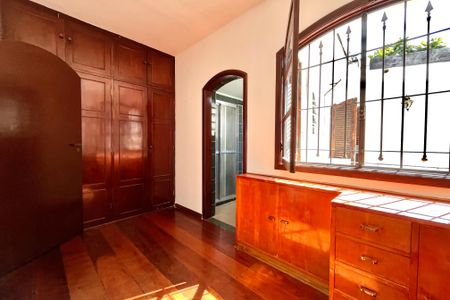 Casa à venda com 210m², 4 quartos e 2 vagasSuite 2