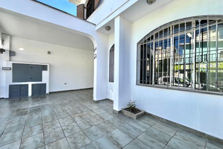 Casa à venda com 210m², 4 quartos e 2 vagasGaragem