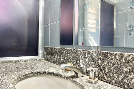 Casa à venda com 210m², 4 quartos e 2 vagasBanheiro da Suíte 1