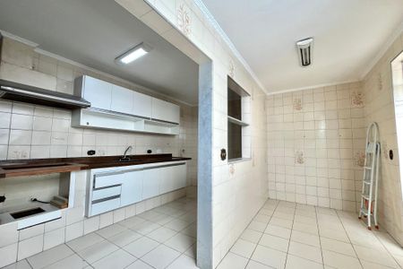 Casa à venda com 210m², 4 quartos e 2 vagasCozinha