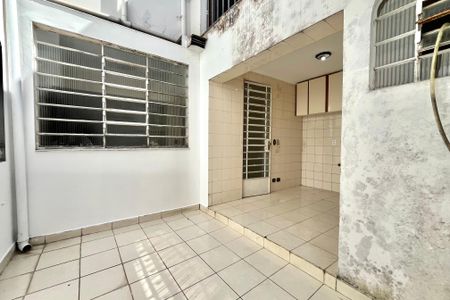 Casa à venda com 210m², 4 quartos e 2 vagasQuintal