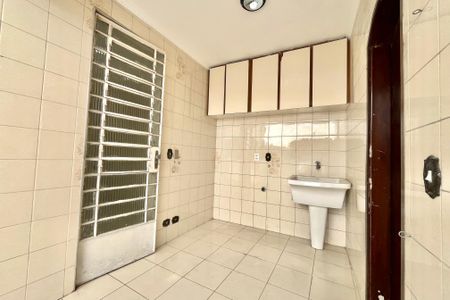Casa à venda com 210m², 4 quartos e 2 vagasÁrea de Serviço
