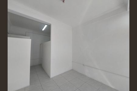Sala de casa para alugar com 1 quarto, 17m² em Jardim Guanhembu, São Paulo