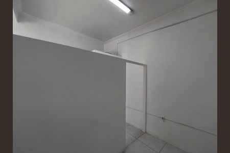 Quarto de casa para alugar com 1 quarto, 17m² em Jardim Guanhembu, São Paulo