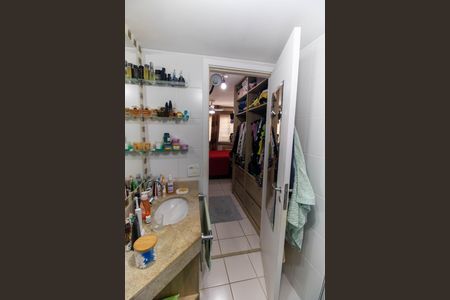 Apartamento à venda com 91m², 2 quartos e 1 vagaBanheiro da Suíte