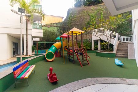 Apartamento à venda com 91m², 2 quartos e 1 vagaÁrea comum