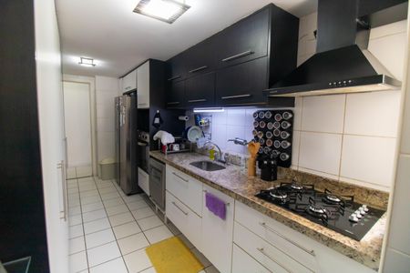 Apartamento à venda com 91m², 2 quartos e 1 vagaCozinha e Área de Serviço
