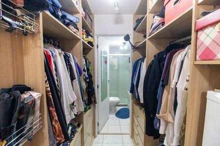 Apartamento à venda com 91m², 2 quartos e 1 vagaCloset da suíte