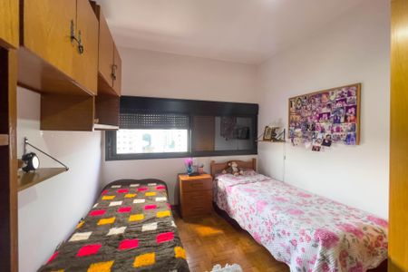Apartamento à venda com 93m², 2 quartos e 1 vagaQuarto 2