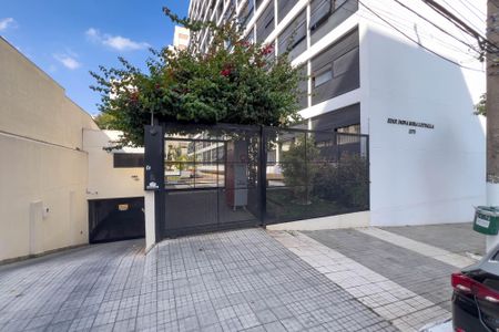 Apartamento à venda com 93m², 2 quartos e 1 vagaFachada