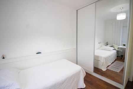 Casa à venda com 246m², 3 quartos e 6 vagas Casa à venda com 246m², 3 quartos e 6 vagasSUÍTE 2