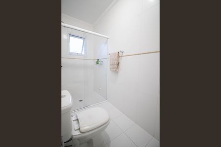 Casa à venda com 246m², 3 quartos e 6 vagas Casa à venda com 246m², 3 quartos e 6 vagasBANHEIRO DA SUÍTE 3