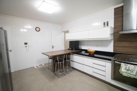 COZINHA de casa à venda com 3 quartos, 246m² em Jardim do Colegio (zona Norte), São Paulo