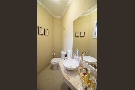 Casa à venda com 246m², 3 quartos e 6 vagas Casa à venda com 246m², 3 quartos e 6 vagasLAVABO
