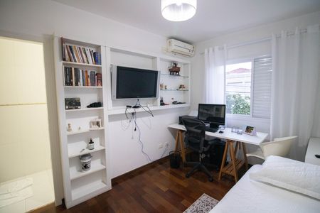 Casa à venda com 246m², 3 quartos e 6 vagas Casa à venda com 246m², 3 quartos e 6 vagasSUÍTE 2