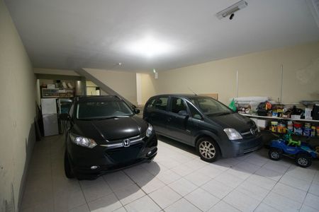 GARAGEM de casa à venda com 3 quartos, 246m² em Jardim do Colegio (zona Norte), São Paulo