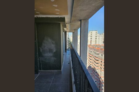 Apartamento à venda com 64m², 2 quartos e 1 vaga Apartamento à venda com 64m², 2 quartos e 1 vagaVaranda
