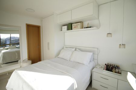 Apartamento à venda com 144m², 3 quartos e 2 vagas Suíte 2