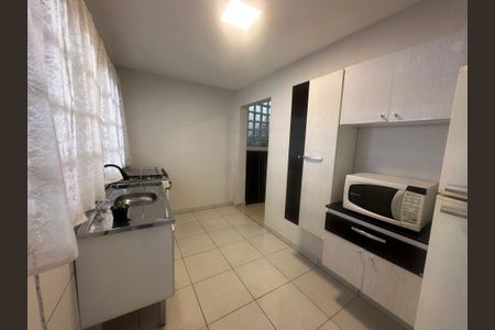 Cozinha de casa para alugar com 1 quarto, 36m² em Parque Viana, Barueri