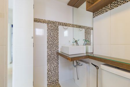 Apartamento à venda com 85m², 2 quartos e 2 vagasBanheiro - Suíte