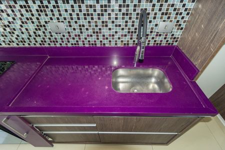 Apartamento à venda com 85m², 2 quartos e 2 vagasDetalhe - Cozinha