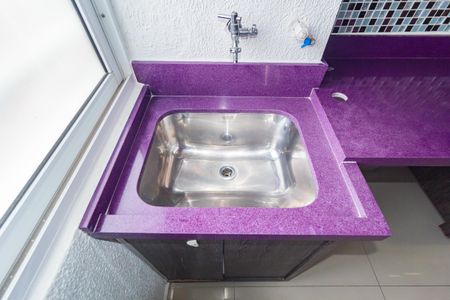 Apartamento à venda com 85m², 2 quartos e 2 vagasDetalhe - Área de Serviço