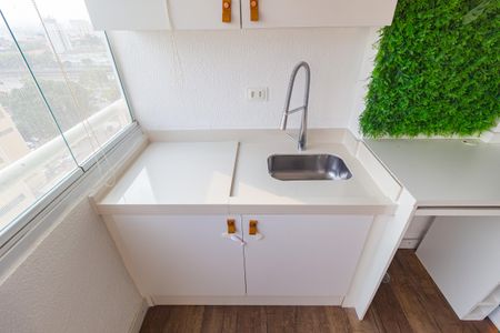 Apartamento à venda com 85m², 2 quartos e 2 vagasDetalhe - Varanda