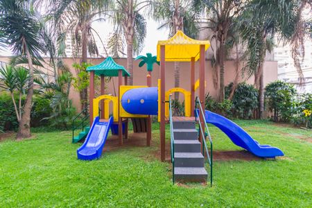 Apartamento à venda com 85m², 2 quartos e 2 vagasPlayground