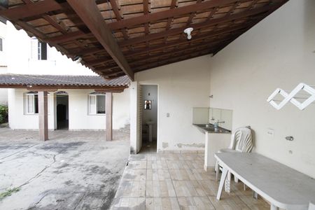 Casa para alugar com 214m², 3 quartos e 1 vagaÁrea de Serviço