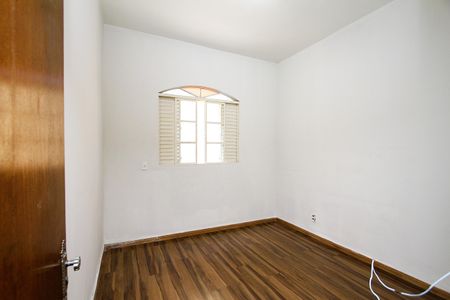 Casa para alugar com 214m², 3 quartos e 1 vagaQuarto 1