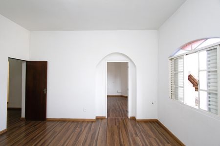 Casa para alugar com 214m², 3 quartos e 1 vagaSala de TV
