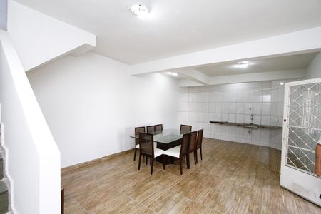Casa para alugar com 214m², 3 quartos e 1 vagaCozinha