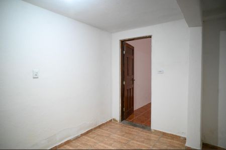 Casa para alugar com 1 quarto, 31m² em Vila Liviero, São Paulo