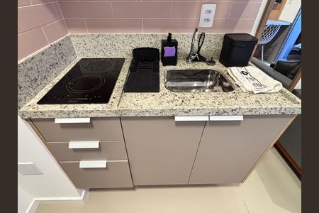 Apartamento para alugar com 26m², 1 quarto e sem vaga Apartamento para alugar com 26m², 1 quarto e sem vagaSala/Cozinha