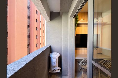 Apartamento para alugar com 26m², 1 quarto e sem vaga Apartamento para alugar com 26m², 1 quarto e sem vagaVaranda