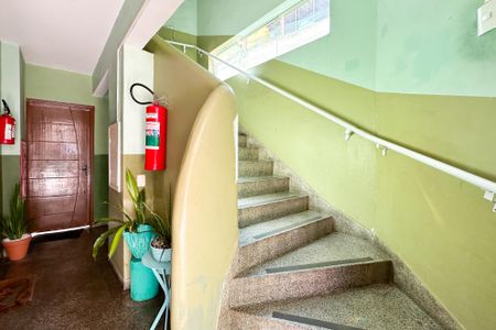 Apartamento à venda com 74m², 2 quartos e 1 vaga Apartamento à venda com 74m², 2 quartos e 1 vagaÁrea comum - Hall