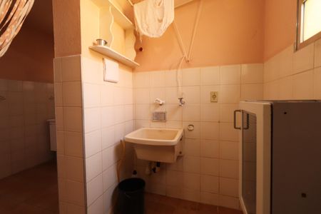 Casa para alugar com 45m², 2 quartos e sem vagaÁrea de Serviço