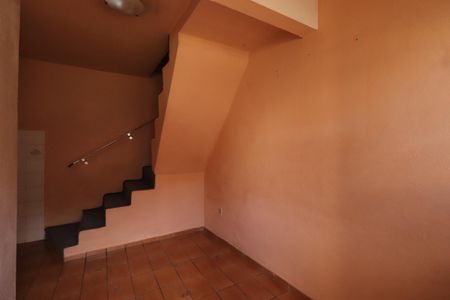 Casa para alugar com 45m², 2 quartos e sem vagaSala