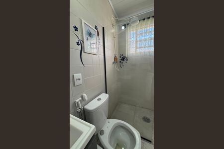 Casa à venda com 195m², 2 quartos e 2 vagasBanheiro