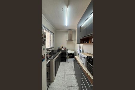 Casa à venda com 195m², 2 quartos e 2 vagasCozinha
