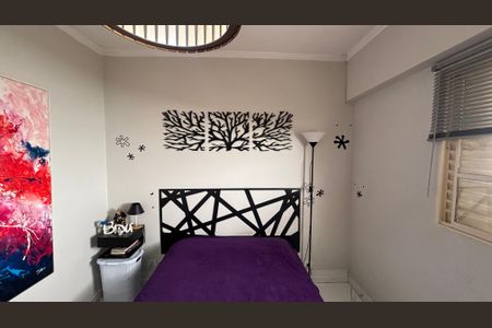 Quarto 1 de casa à venda com 2 quartos, 195m² em Jardim das Maravilhas, Santo André