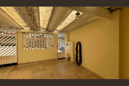 Casa à venda com 195m², 2 quartos e 2 vagasQuarto 2 Vista