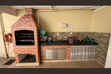 Casa à venda com 195m², 2 quartos e 2 vagasQuintal