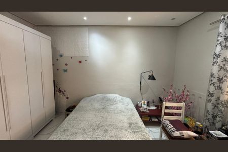 Casa à venda com 195m², 2 quartos e 2 vagasQuarto 2