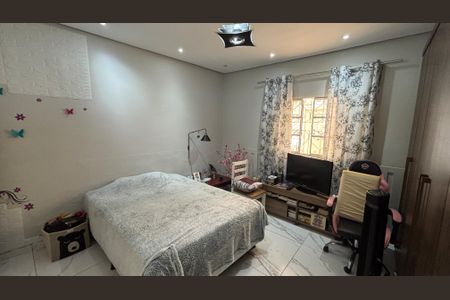 Casa à venda com 195m², 2 quartos e 2 vagasQuarto 2