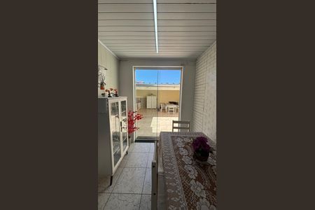 Casa à venda com 195m², 2 quartos e 2 vagasSala de Jantar 