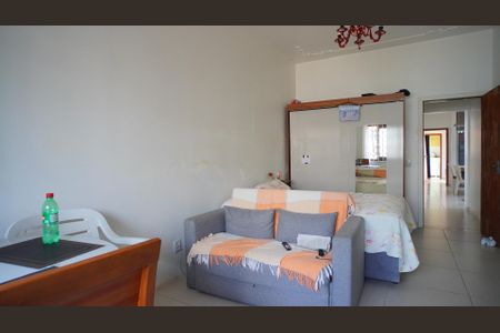 Casa à venda com 228m², 2 quartos e 2 vagas Casa à venda com 228m², 2 quartos e 2 vagasQuarto 2