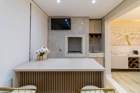 Apartamento à venda com 92m², 2 quartos e 2 vagasVaranda Gourmet