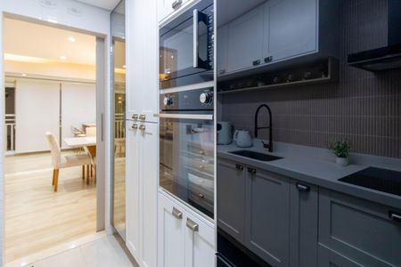 Apartamento à venda com 92m², 2 quartos e 2 vagasCozinha